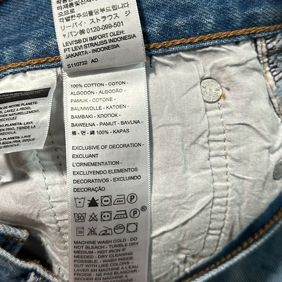 Levi’s Wedgie Jeans - Picture 6 of 7